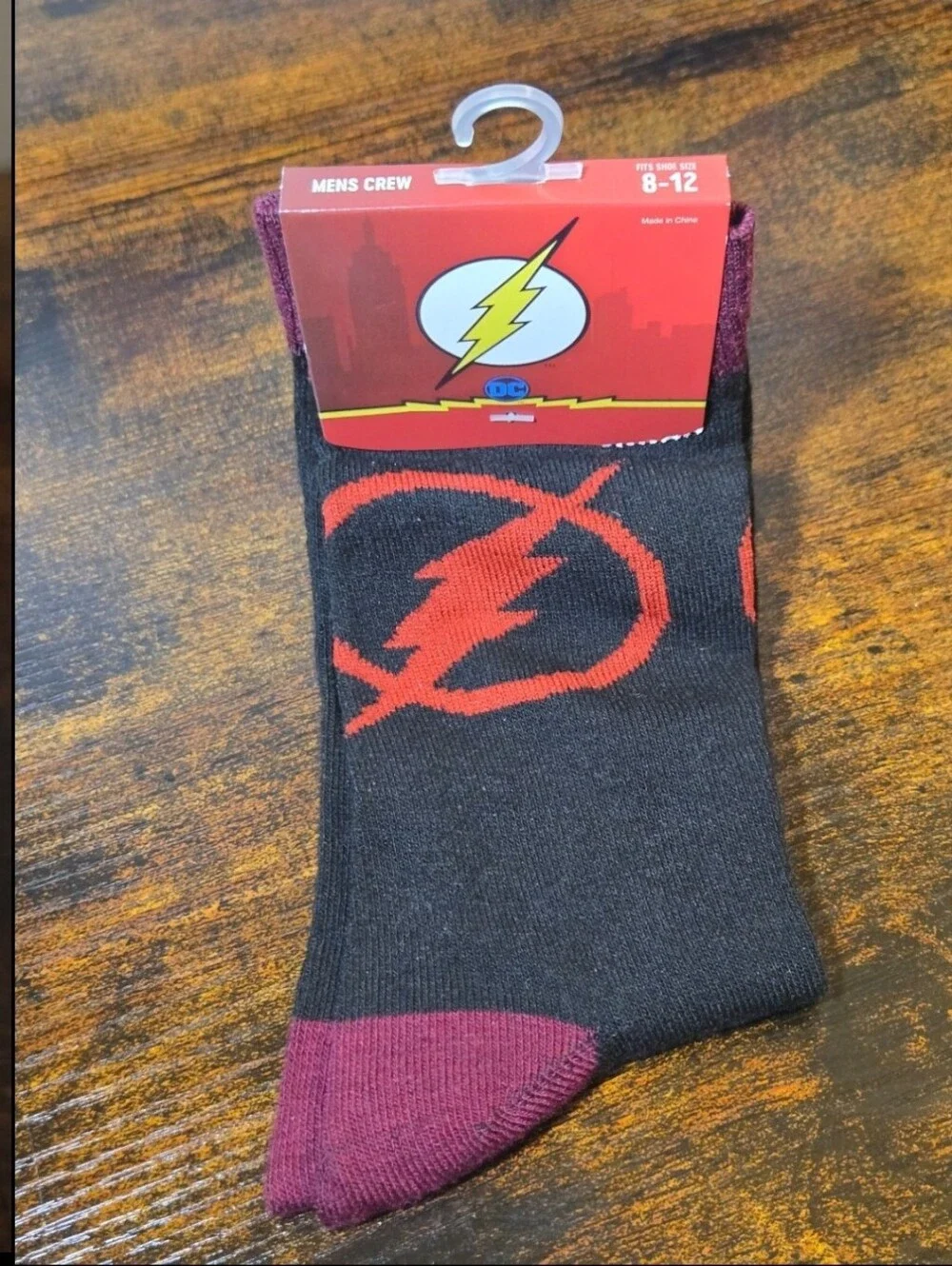 ​DC Comics The Flash Men's Crew Socks - New with Tags
